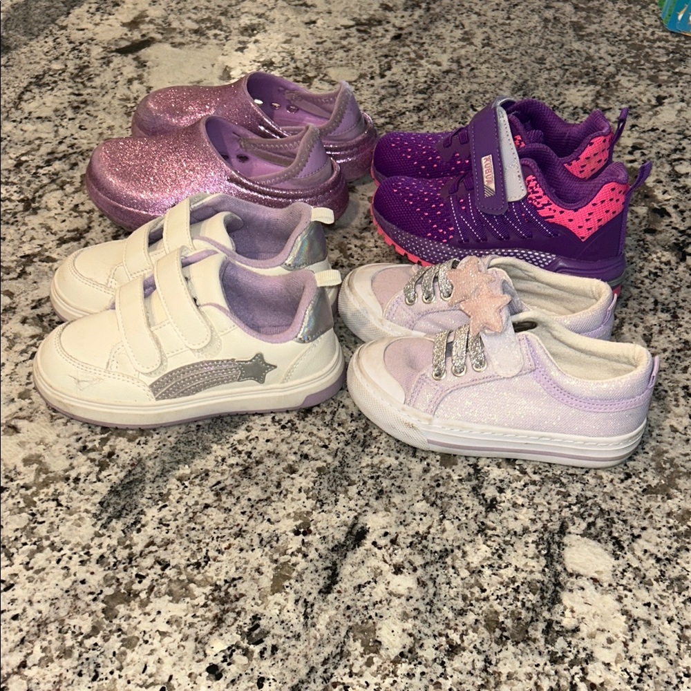 Old Navy Kids Sneakers in Purple and White